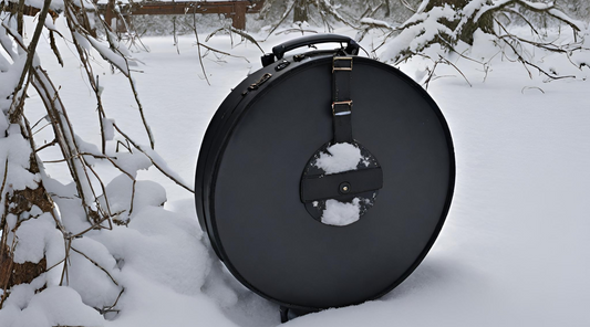Can cymbals be stored in the cold?